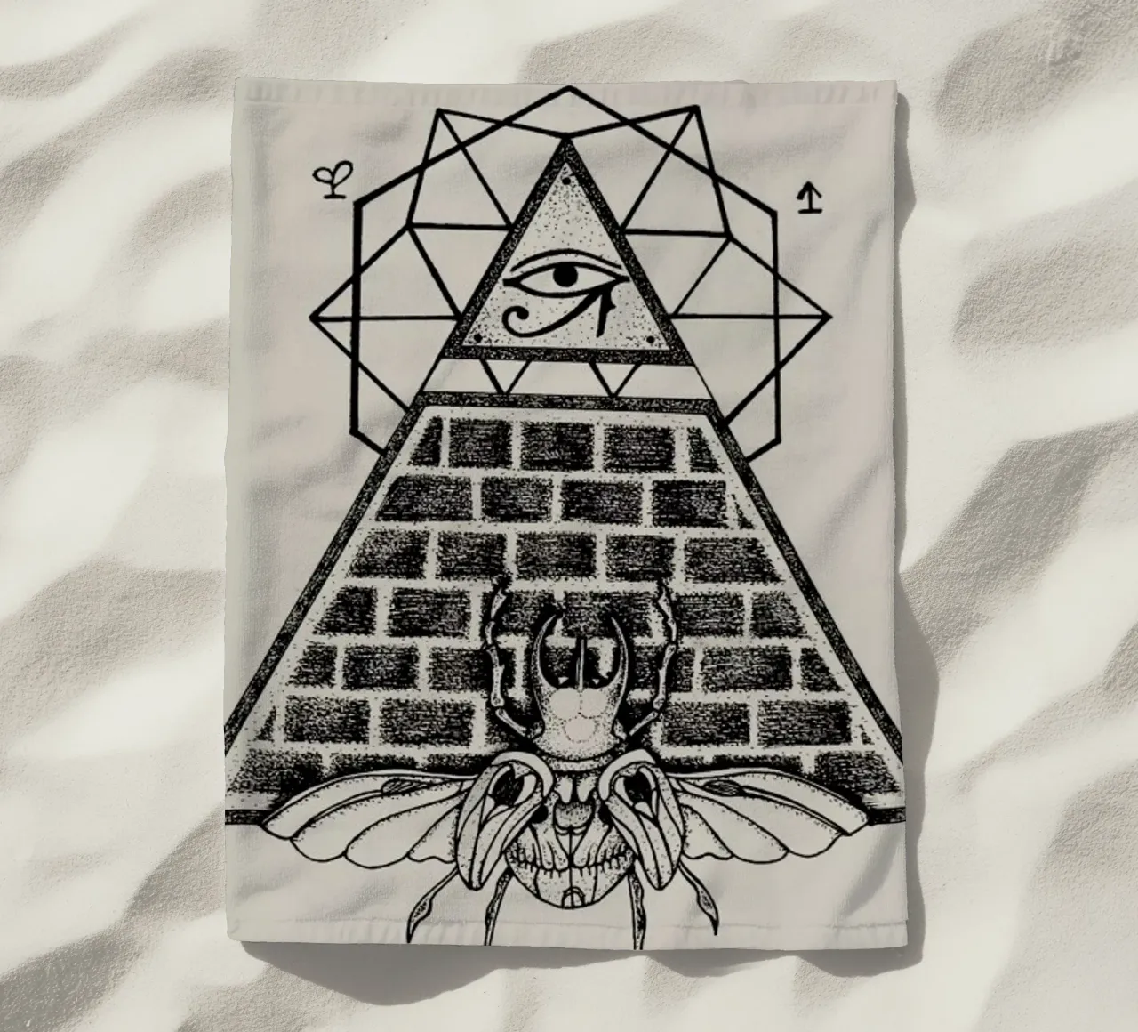 Pyramid telo mare da Alejandra Sáenz