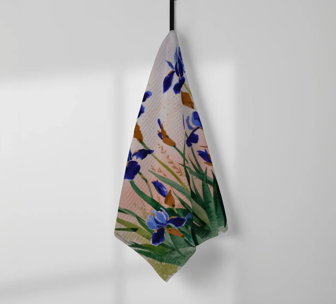 Eleganti fiori di iris canovaccio da cucina da Verve Pigments