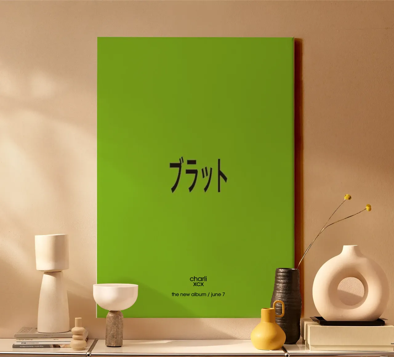Brat Japanese tela con Cornice a cassetta da Attaboy Dsgn