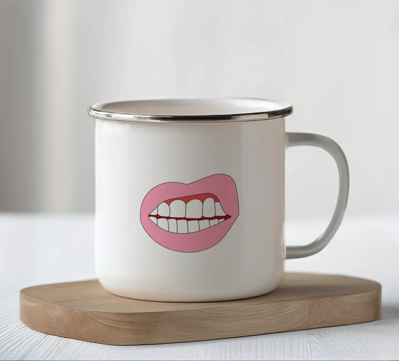 Lip Women Retro tazza in smalto da galihstudio