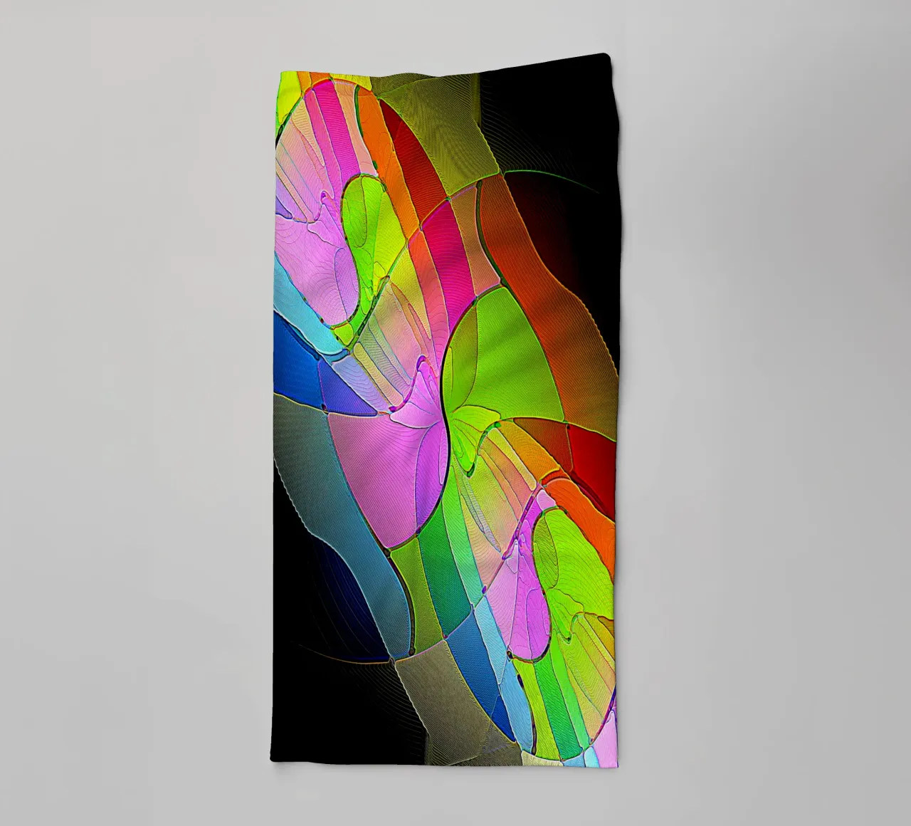 Illusione di forme luminose e colorate in una stanza buia asciugamano da bagno da Gürsel Yesil Digital Art