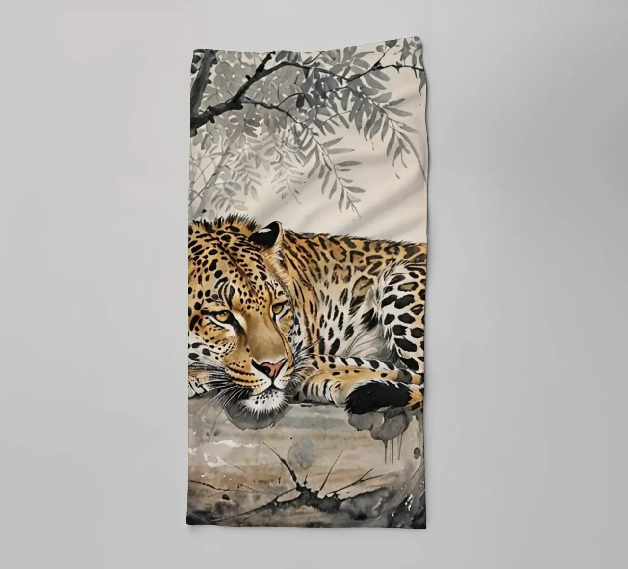 Leopard sleeping on branch log chinese ink watercolor asciugamano da bagno da heaventrain