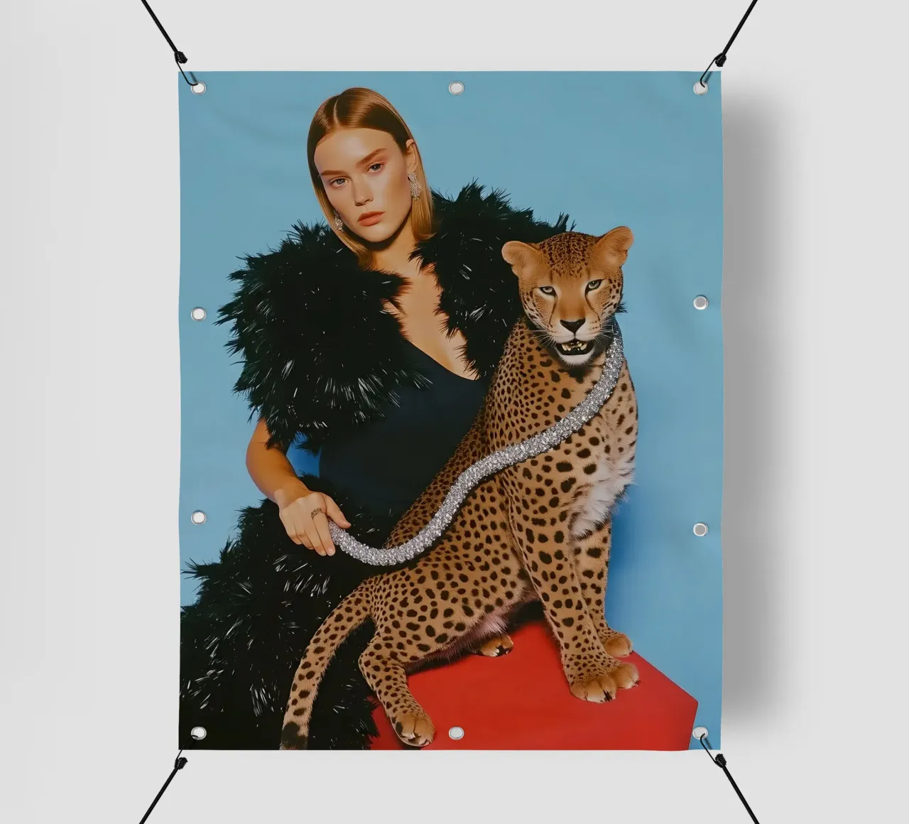 Retro lady in black dress with leopard photography telo in pvc da heaventrain