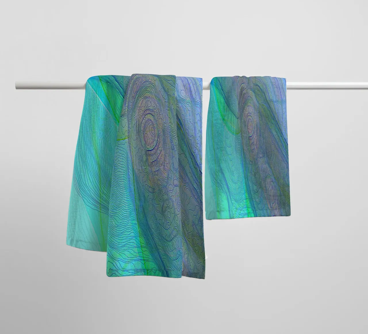 Illusione di linee e forme blu turchese asciugamano da bagno da Gürsel Yesil Digital Art