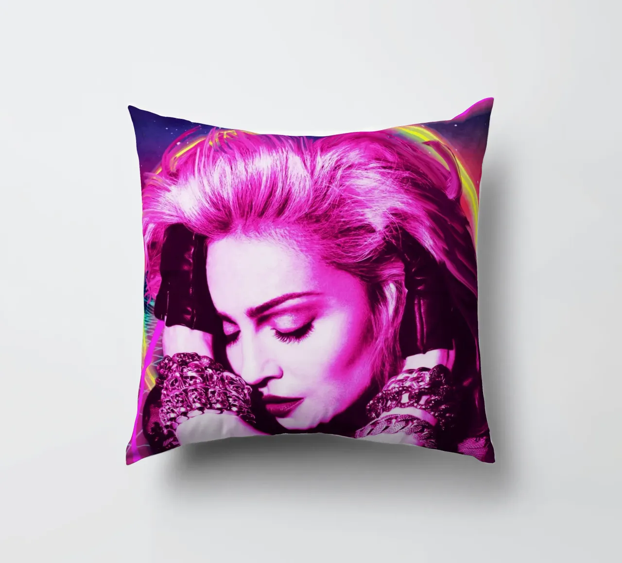 Madonna retro style cuscino da Lembayung art