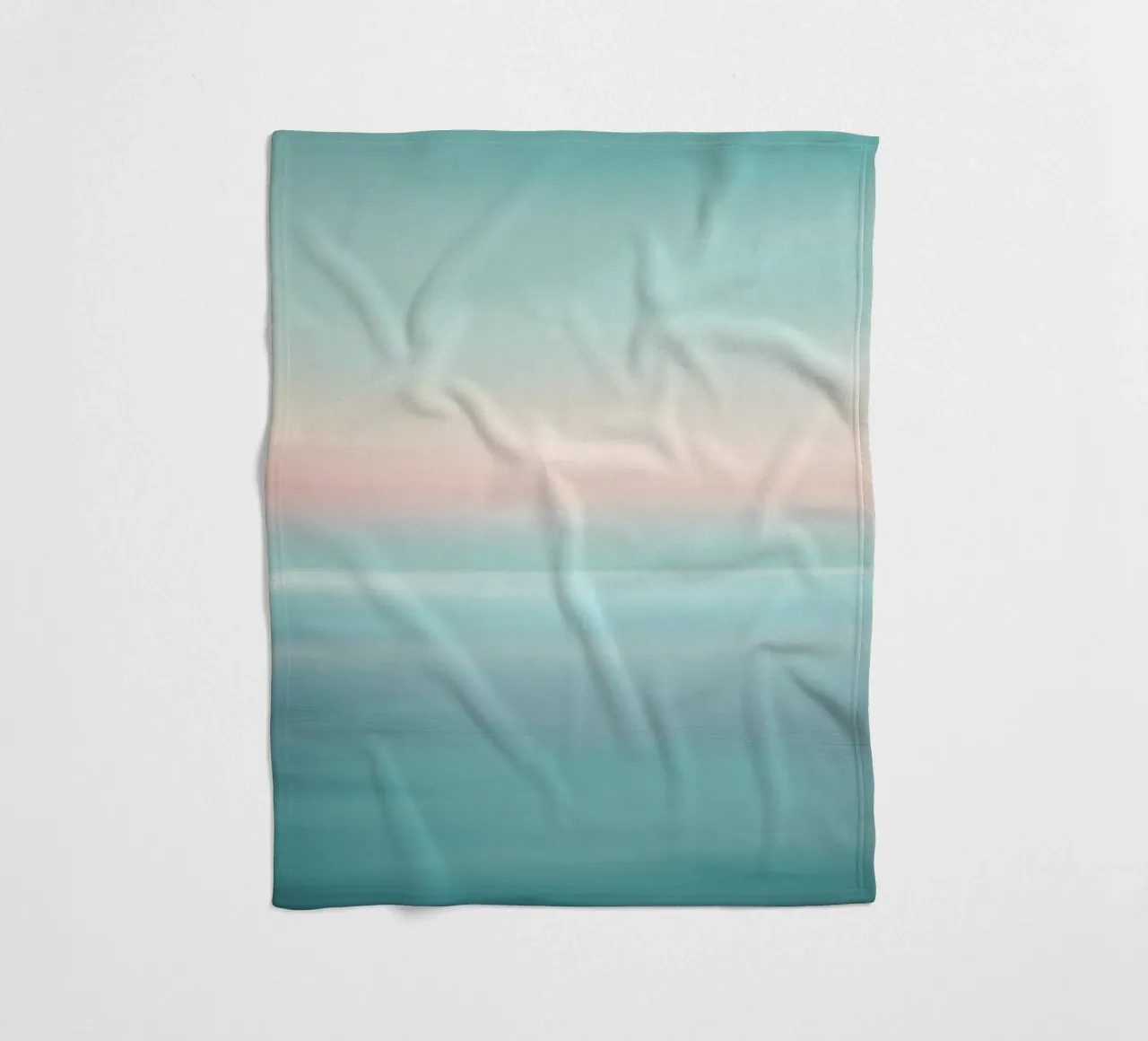 Orizzonte morbido su un mare calmo e turchese coperta in pile da PhotoVibe Decor