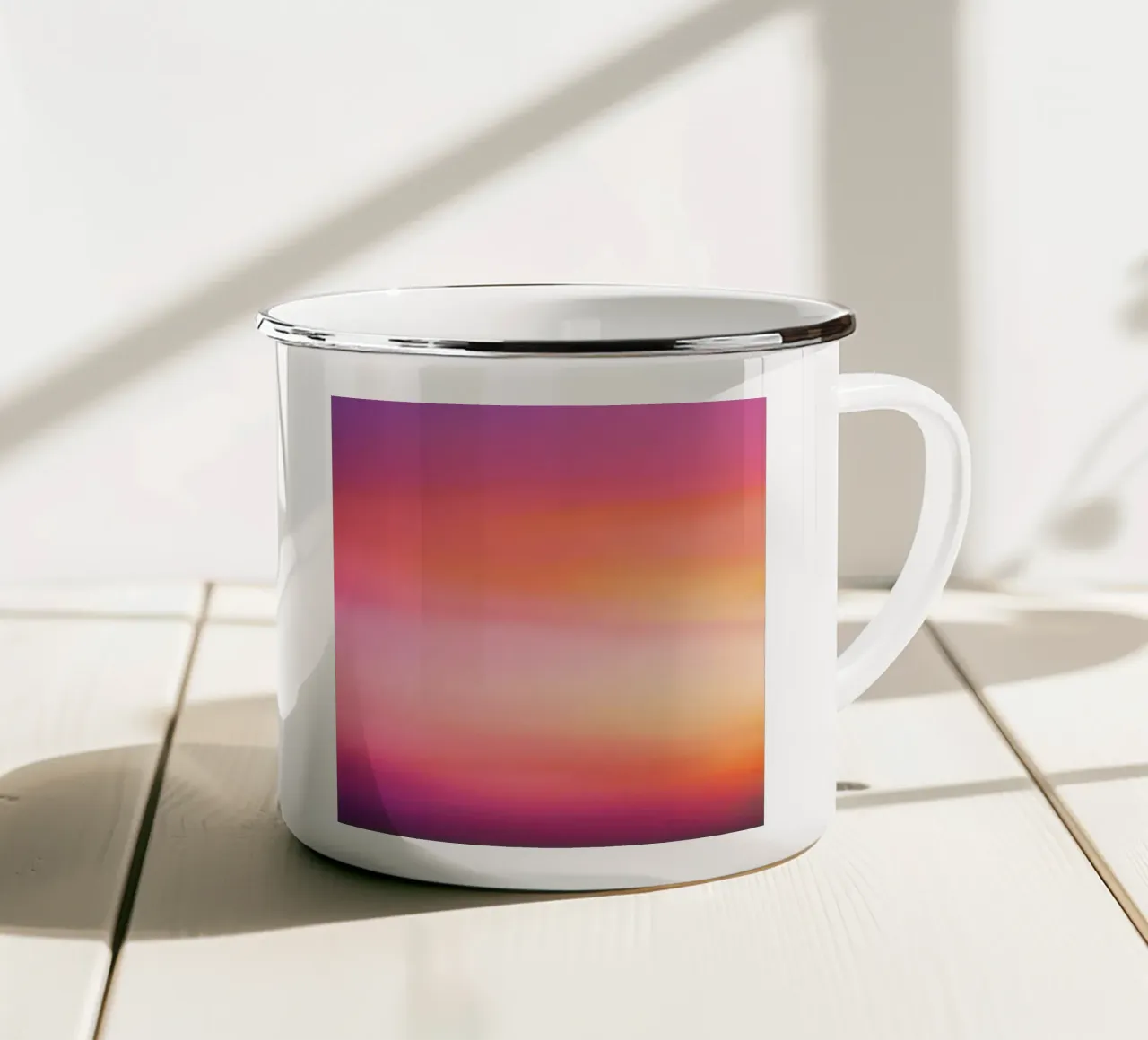 Zacht zonsondergangverloop in roze en oranje emaille mok van PhotoVibe Decor