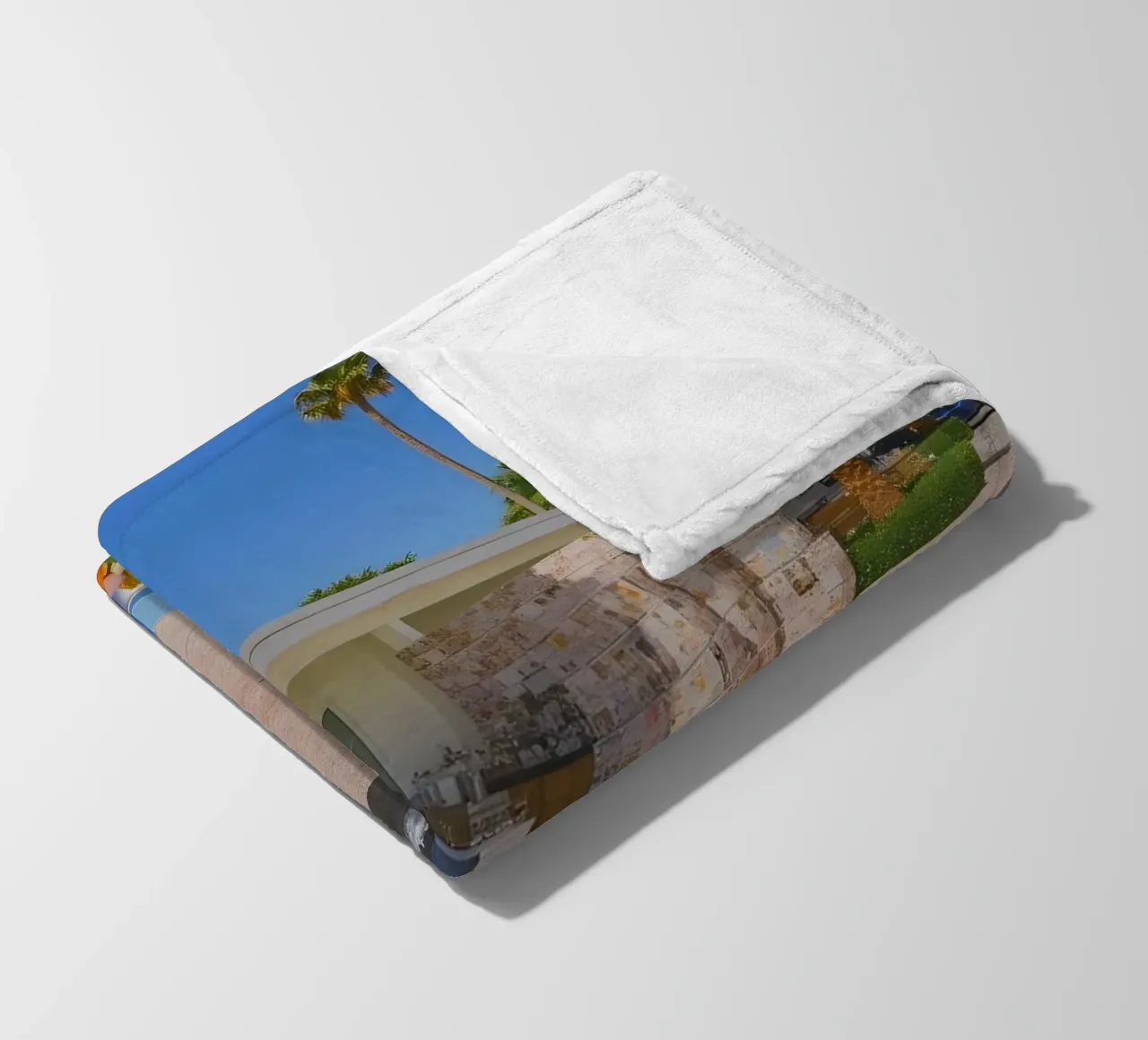 Retro California 80s pool coconut trees snacks coperta in pile da heaventrain