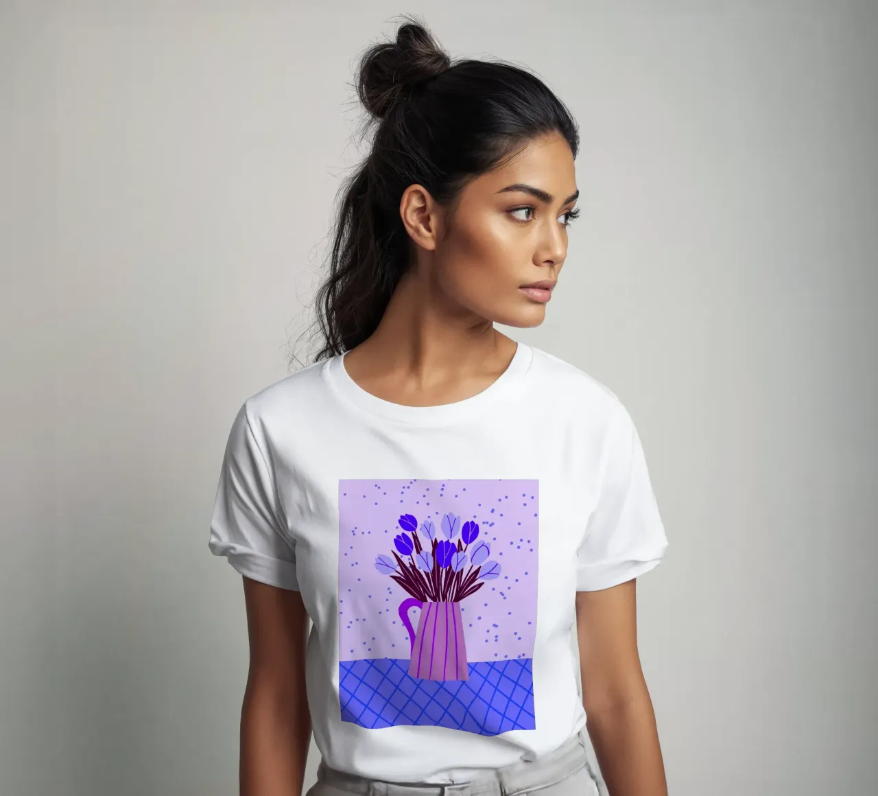 Tulipani in vaso - viola e blu t-shirt da Wackapacka