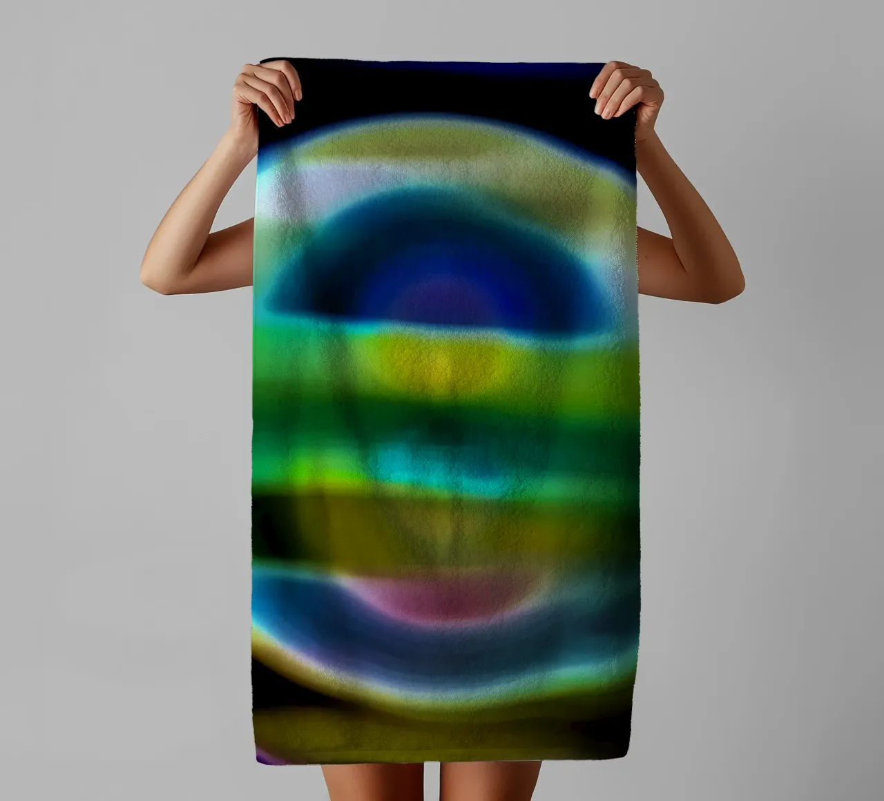Illusion aus dem Weltraum Handtuch von Gürsel Yesil Digital Art