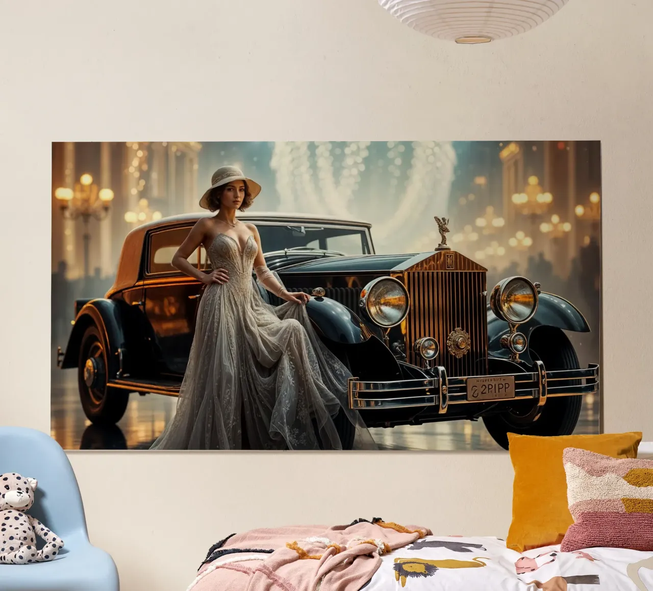 Elegante mujer de los años 20 posando junto a un Rolls-Royce poster con marco de madera de Magic Screen
