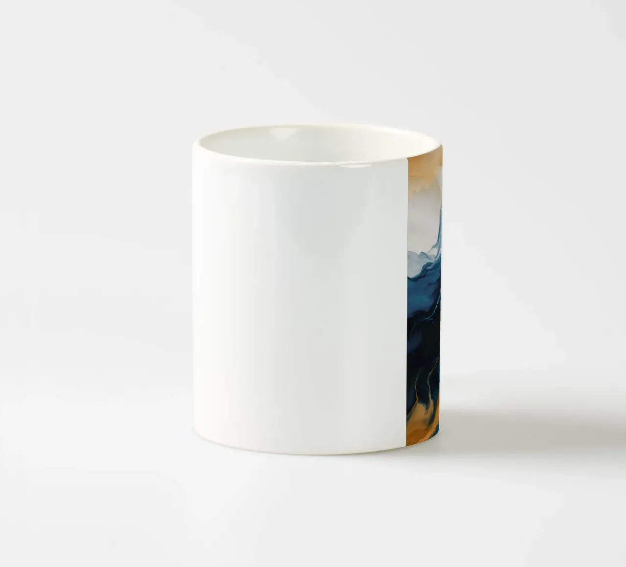 Abbraccio d'oro dei mari profondi tazza in ceramica da Monarch Arc