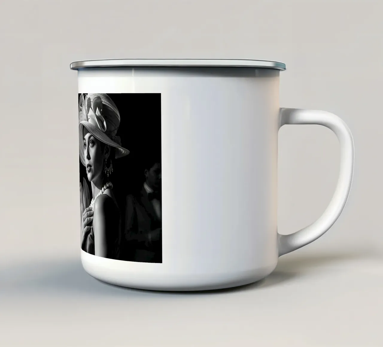 Donna elegante (stile cinema classico) tazza in smalto da Magic Screen