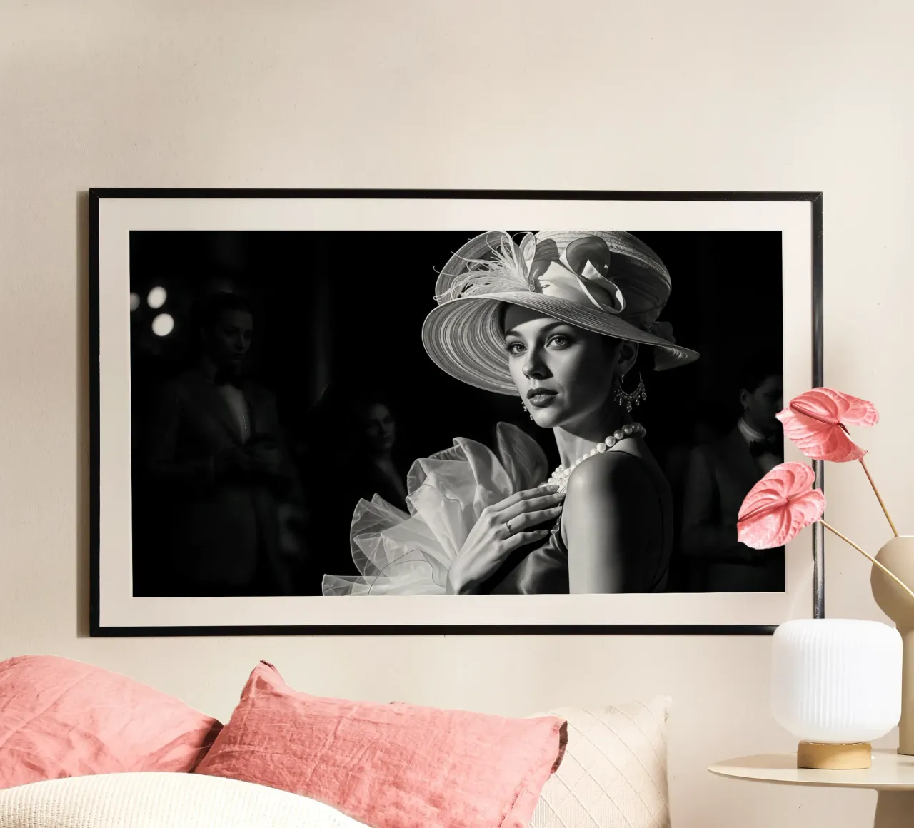 Donna elegante (stile cinema classico) poster con telaio in legno da Magic Screen
