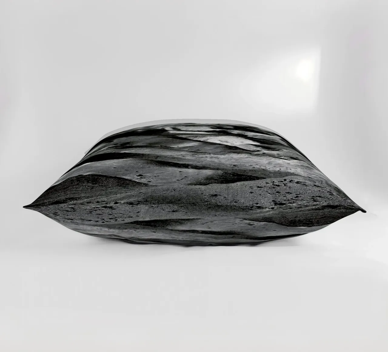 Mountains Of The Judean Desert 4 cuscino da Tal Paz-Fridman