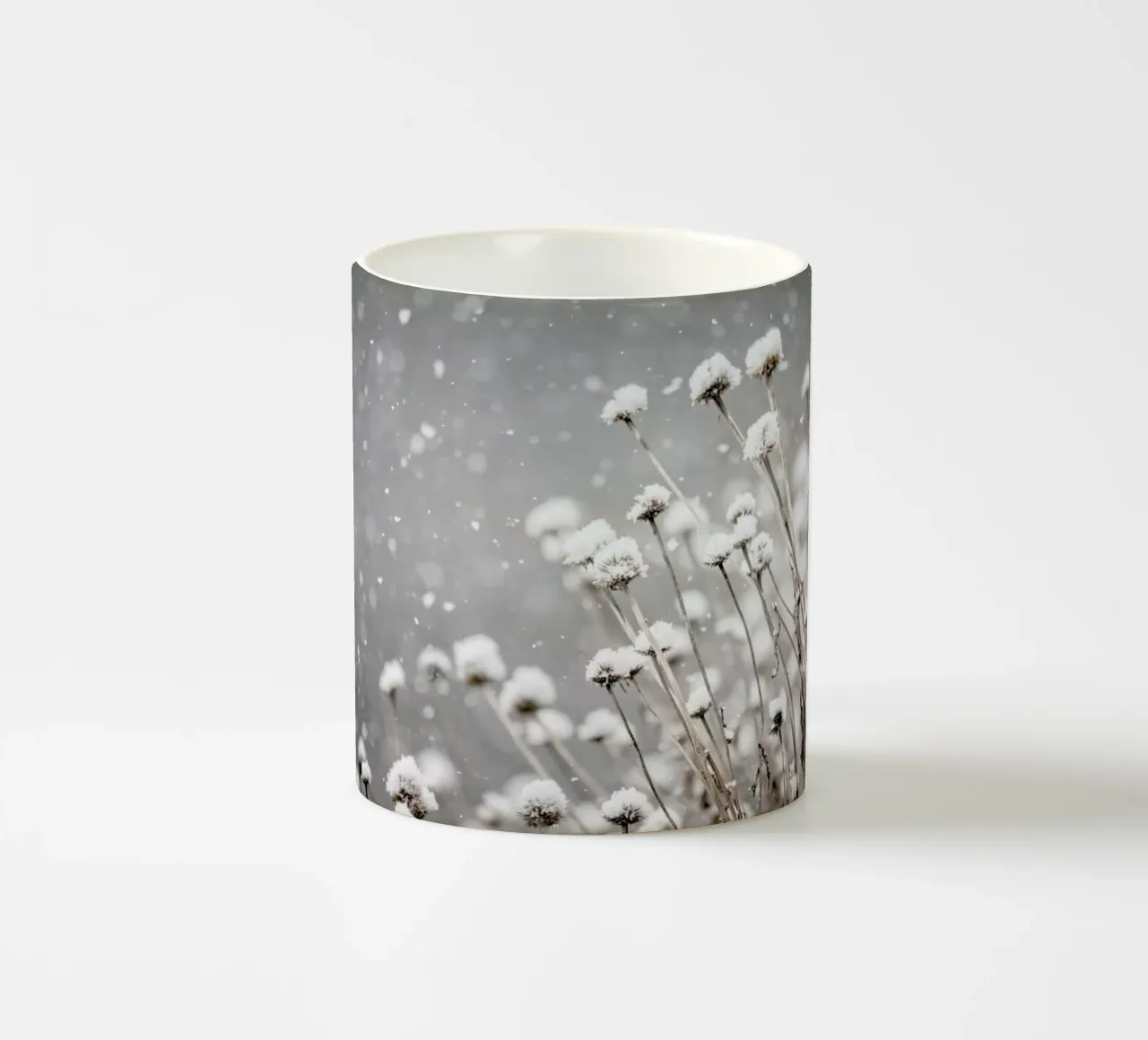 Watching Snow Settle @PixLifePhoto tazza in ceramica da EyeEm Mobile GmbH