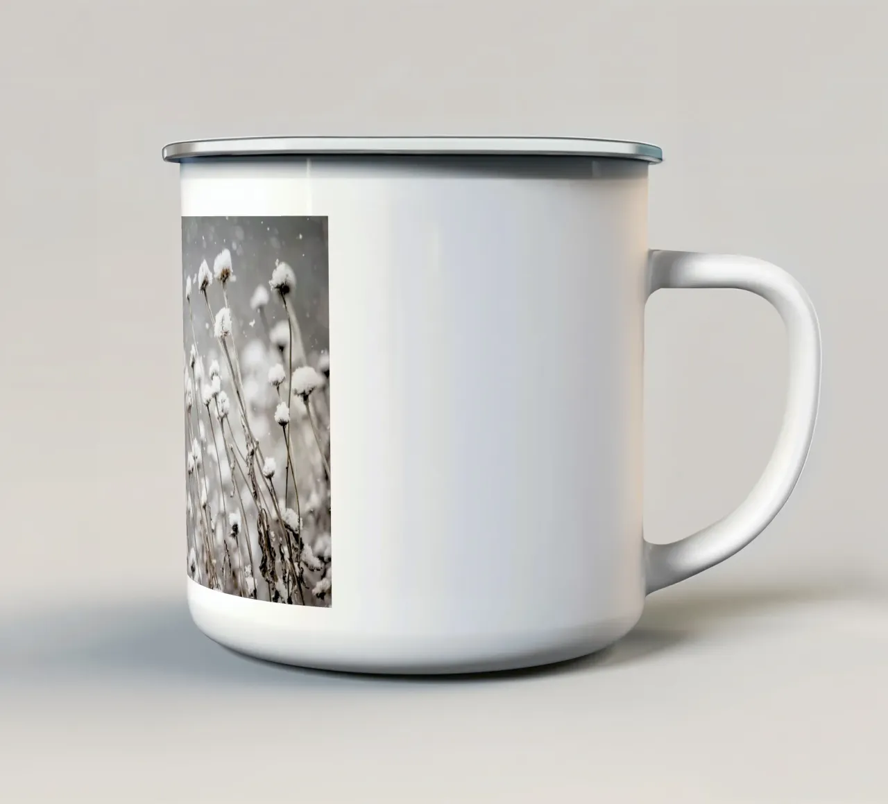 Watching Snow Settle @PixLifePhoto tazza in smalto da EyeEm Mobile GmbH