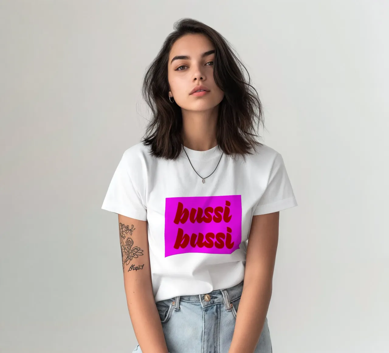 Bussi t-shirt by Flo Klein