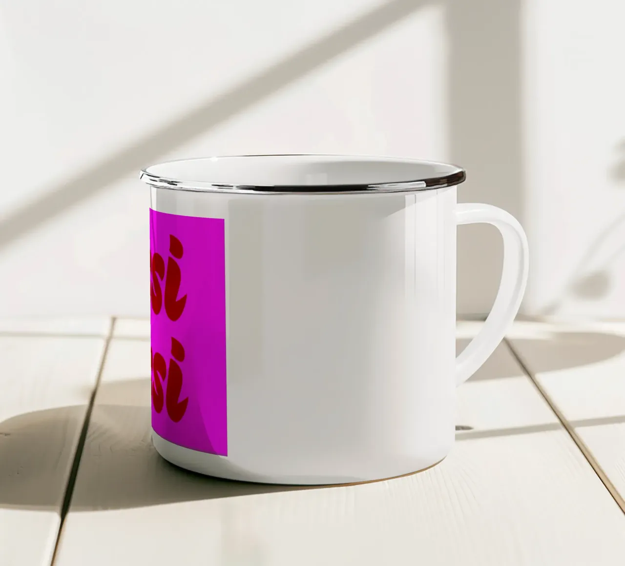 Bussi tazza in smalto da Flo Klein