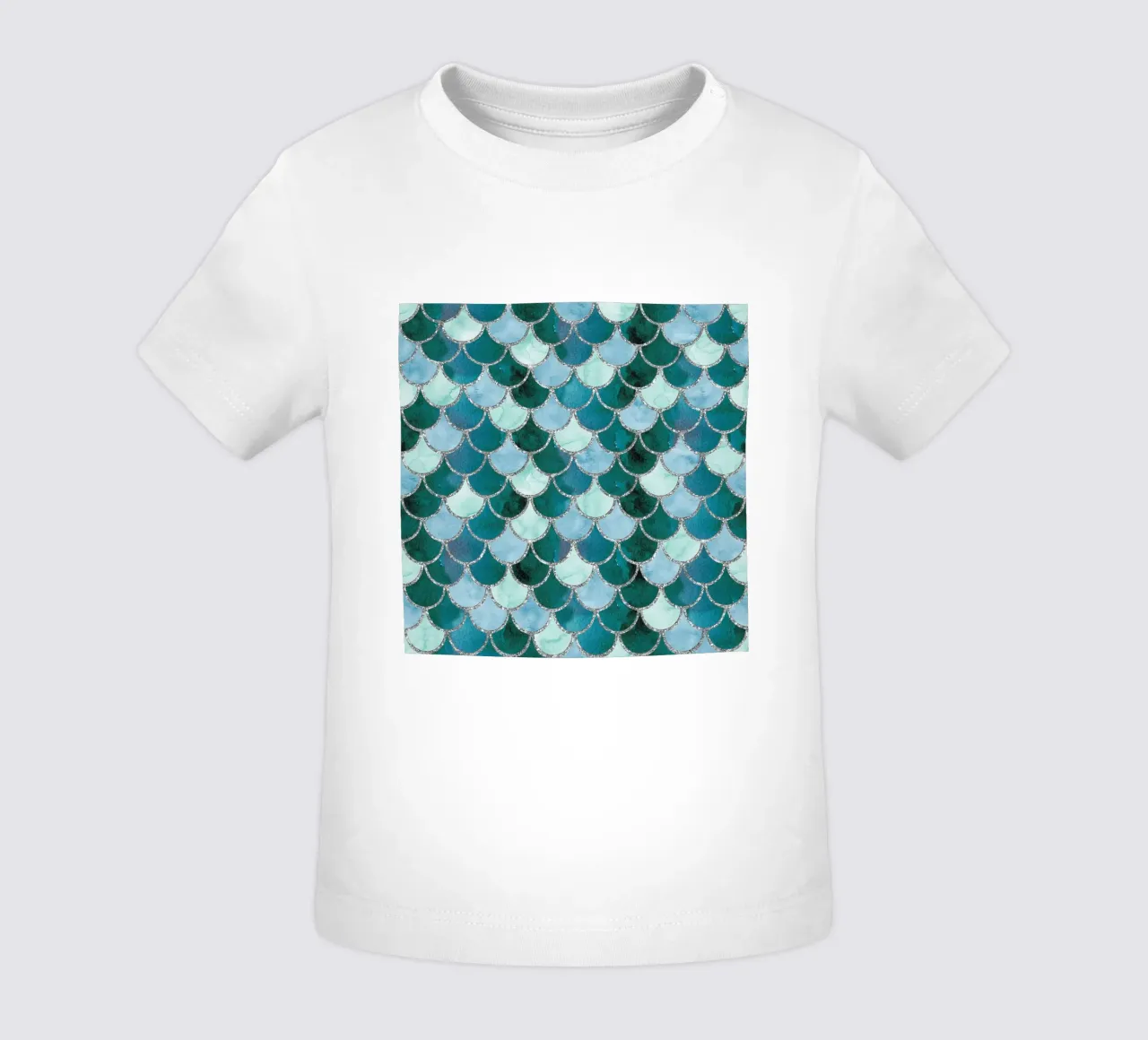 Scaglie di sirena in Soft Aqua maglietta neonato da Happy Littles