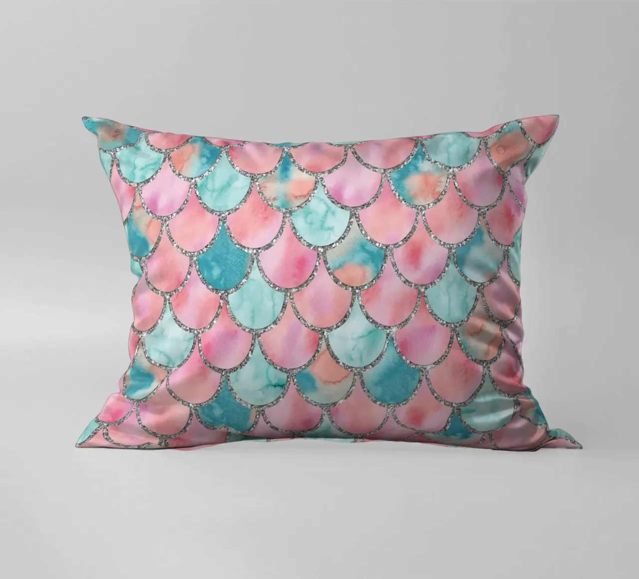 Scaglie di sirena in menta corallina cuscino da Happy Littles