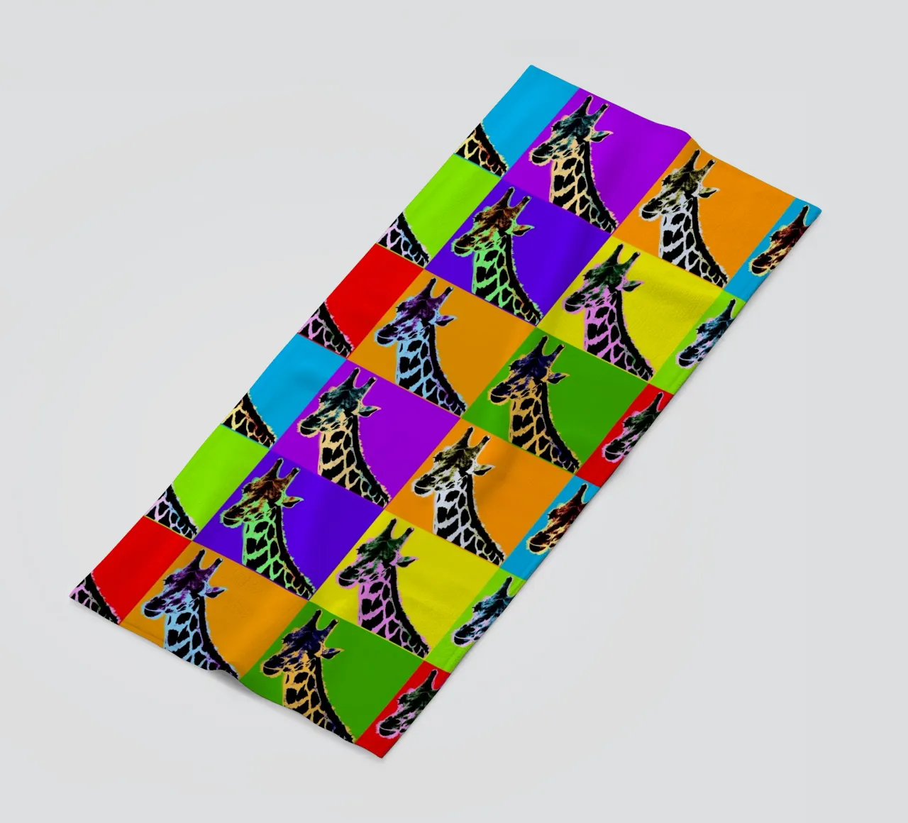 Pop Art Giraffa Grid: Colori audaci, moderno e selvaggio, principi vibranti telo mare da NorwesClub