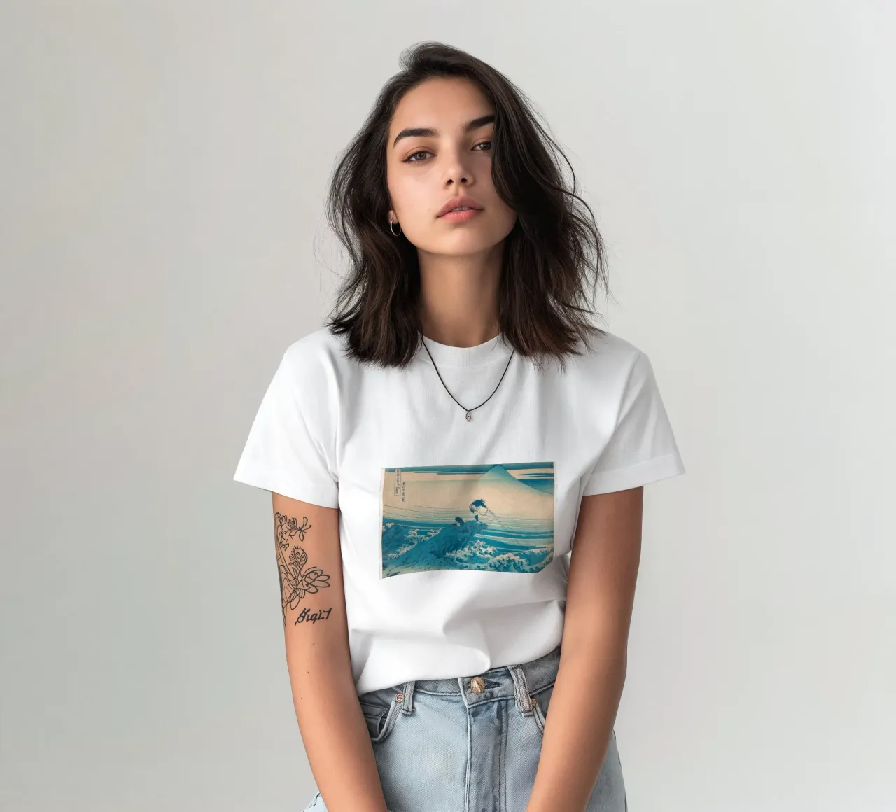 Kajikazawa di Hokusai a Kai: Fuji e mari agitati - Trending Uk t-shirt da NorwesClub