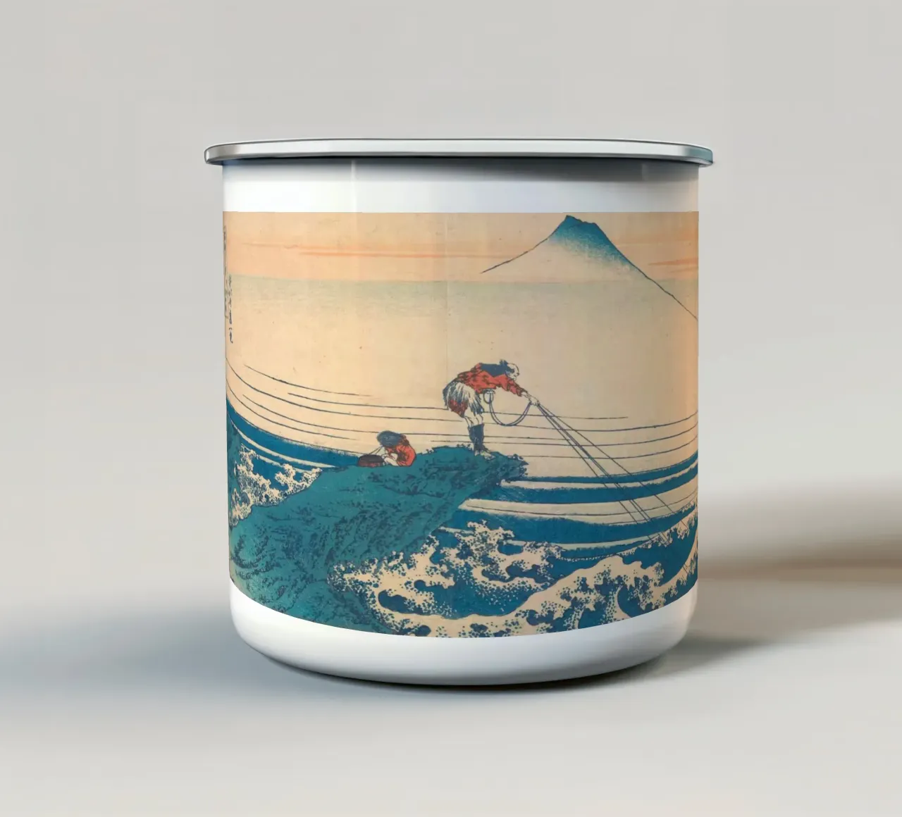 Kajikazawa in Kai" di Hokusai: Fuji e pescatori - L'icona di Uki tazza in smalto da NorwesClub