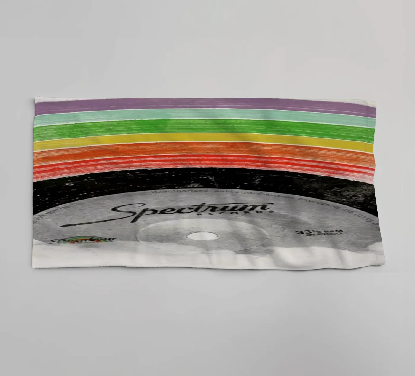 Rainbow Classics badhanddoek van Florent Bodart