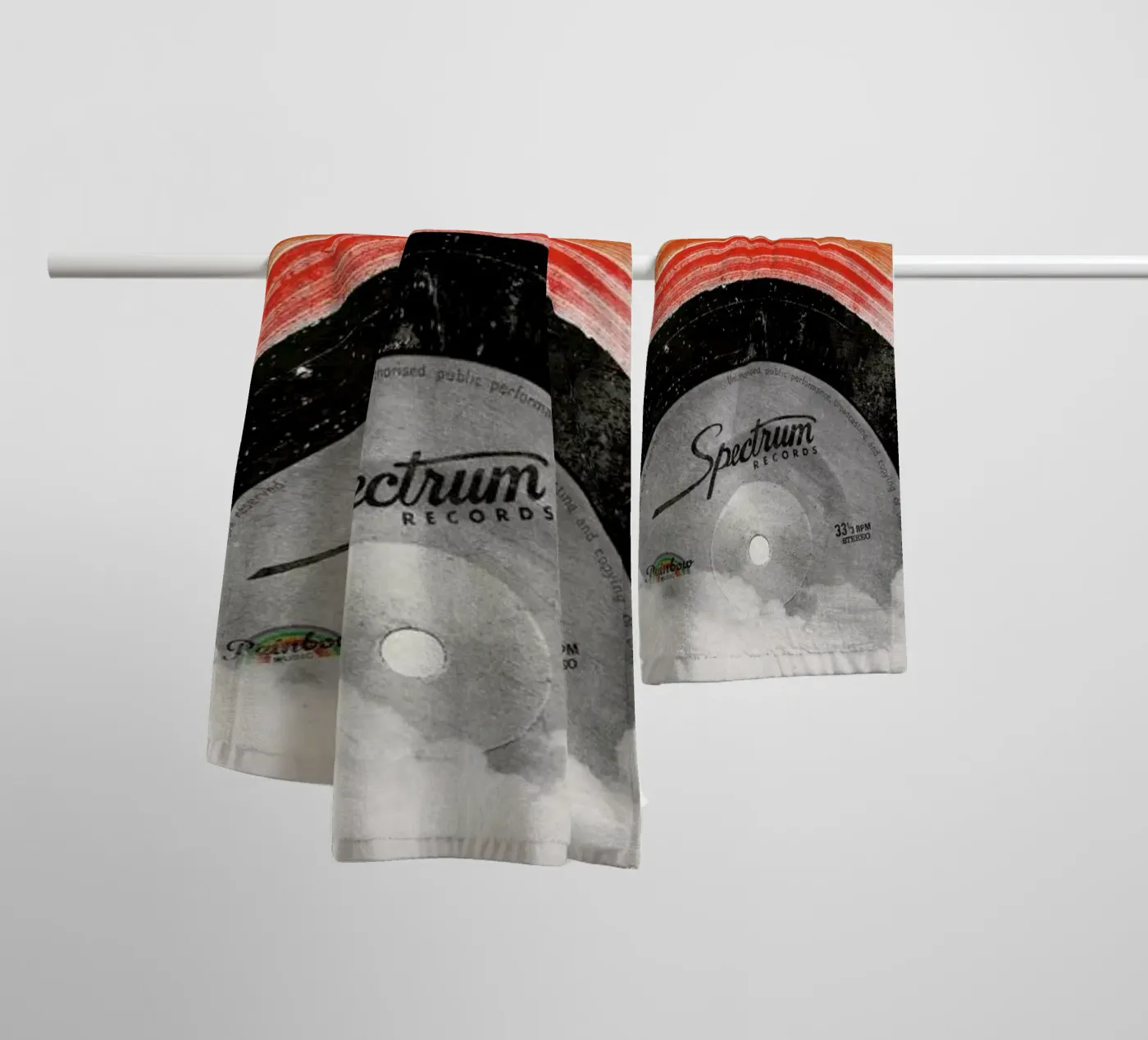 Rainbow Classics badhanddoek van Florent Bodart