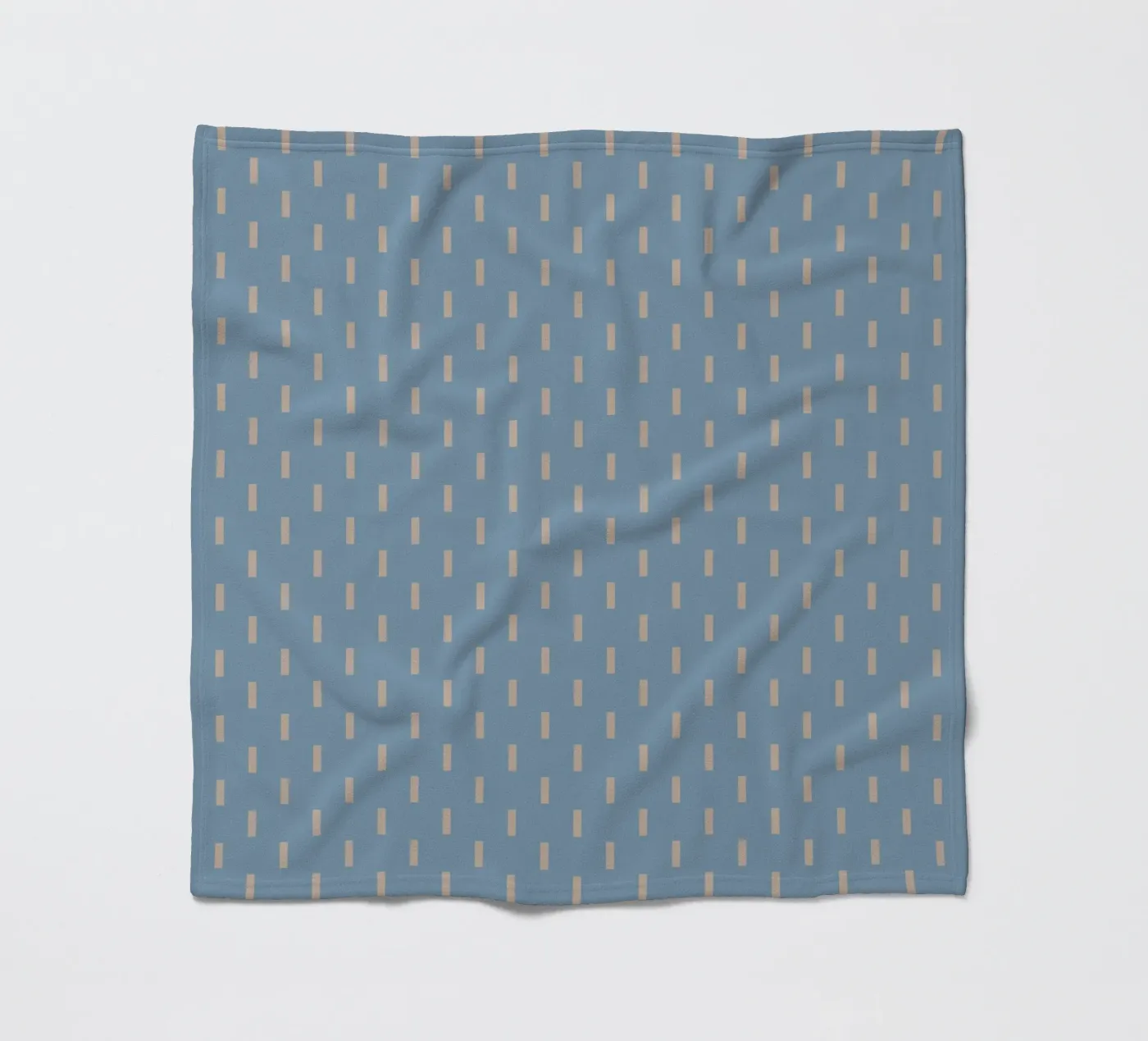 White rectangles vertical pattern fleecedeken van Little Dean