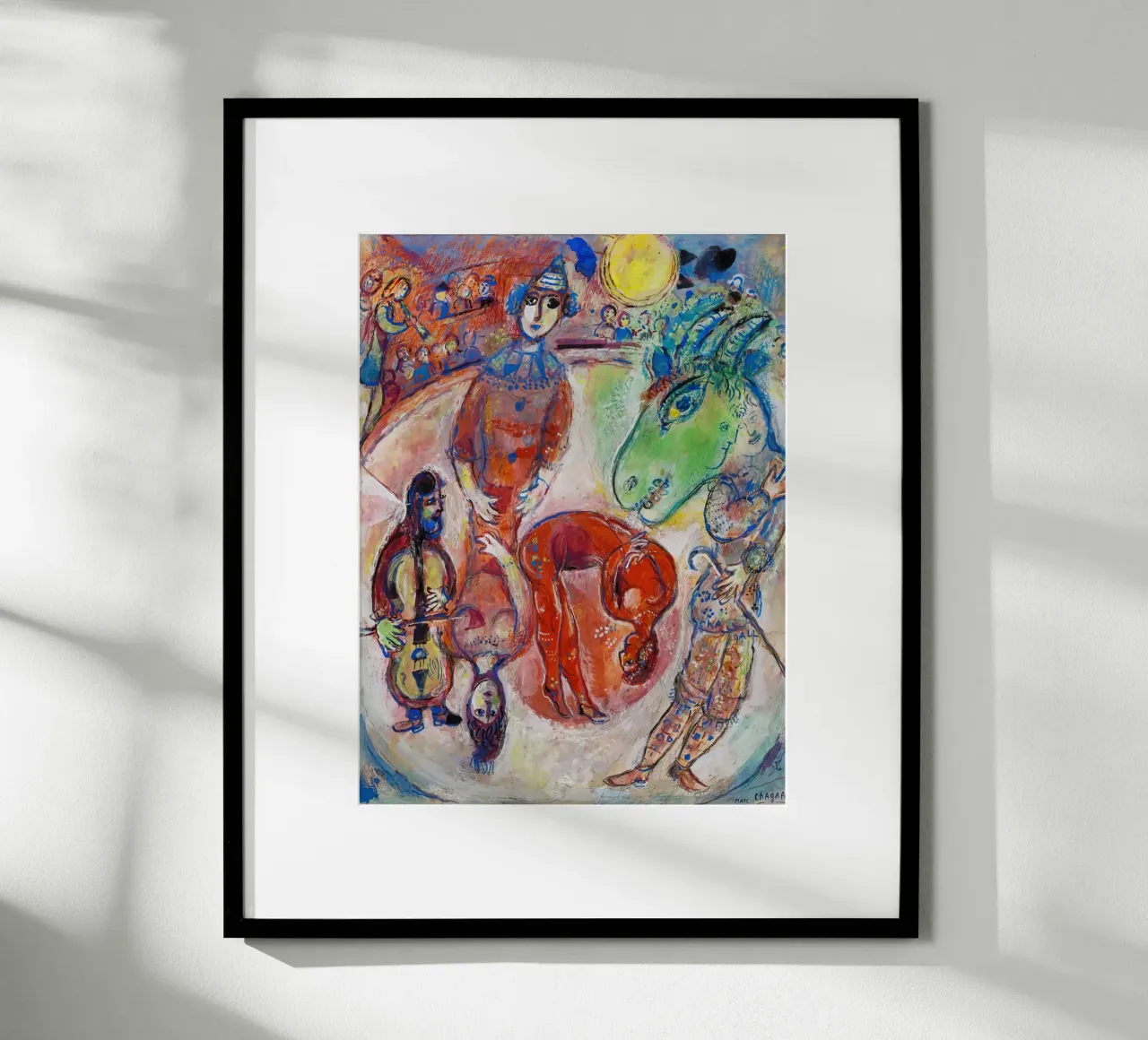 Arlecchino e Luna gialla di Chagall - Surreal Circus Dreamscap poster con telaio in legno da NorwesClub
