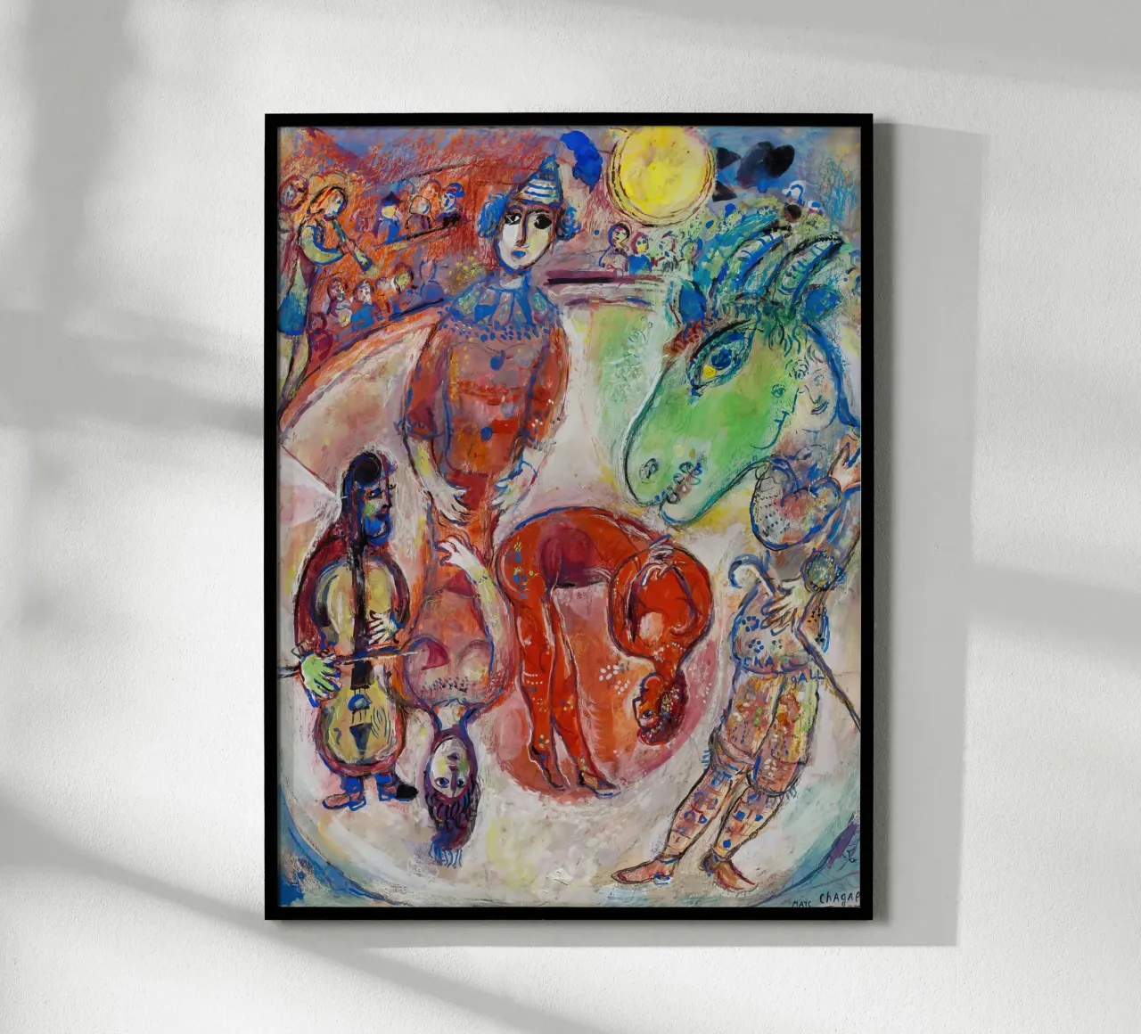 Arlecchino e Luna gialla di Chagall - Surreal Circus Dreamscap poster con telaio in legno da NorwesClub