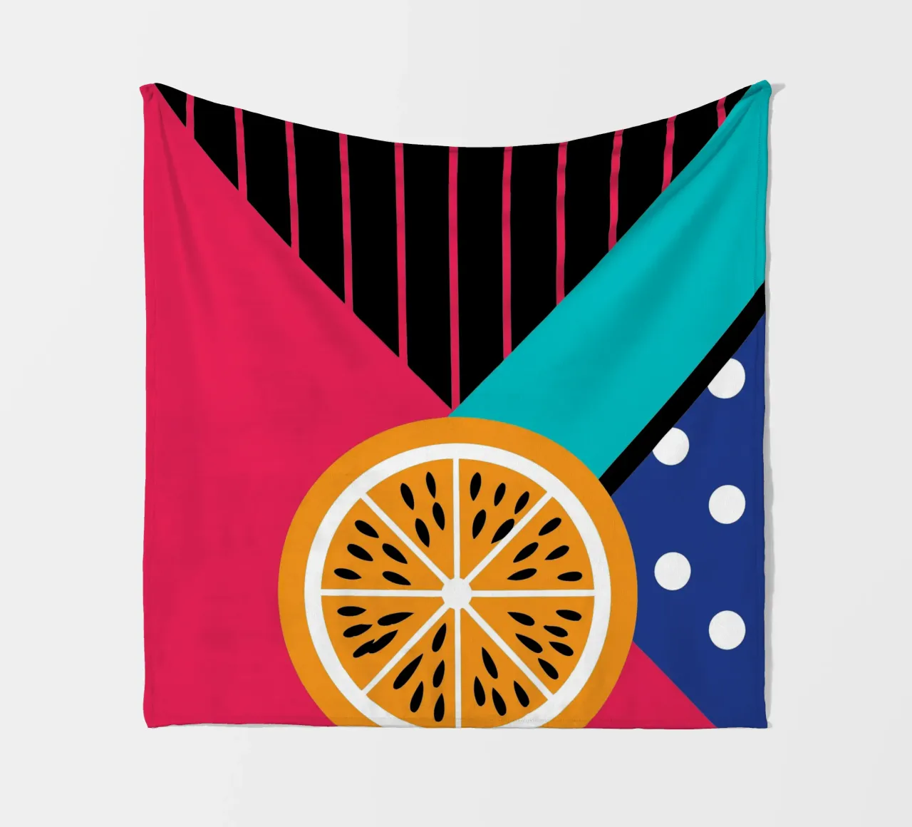 Frutta moderna al limone coperta in pile da LOOK DIFFERENT