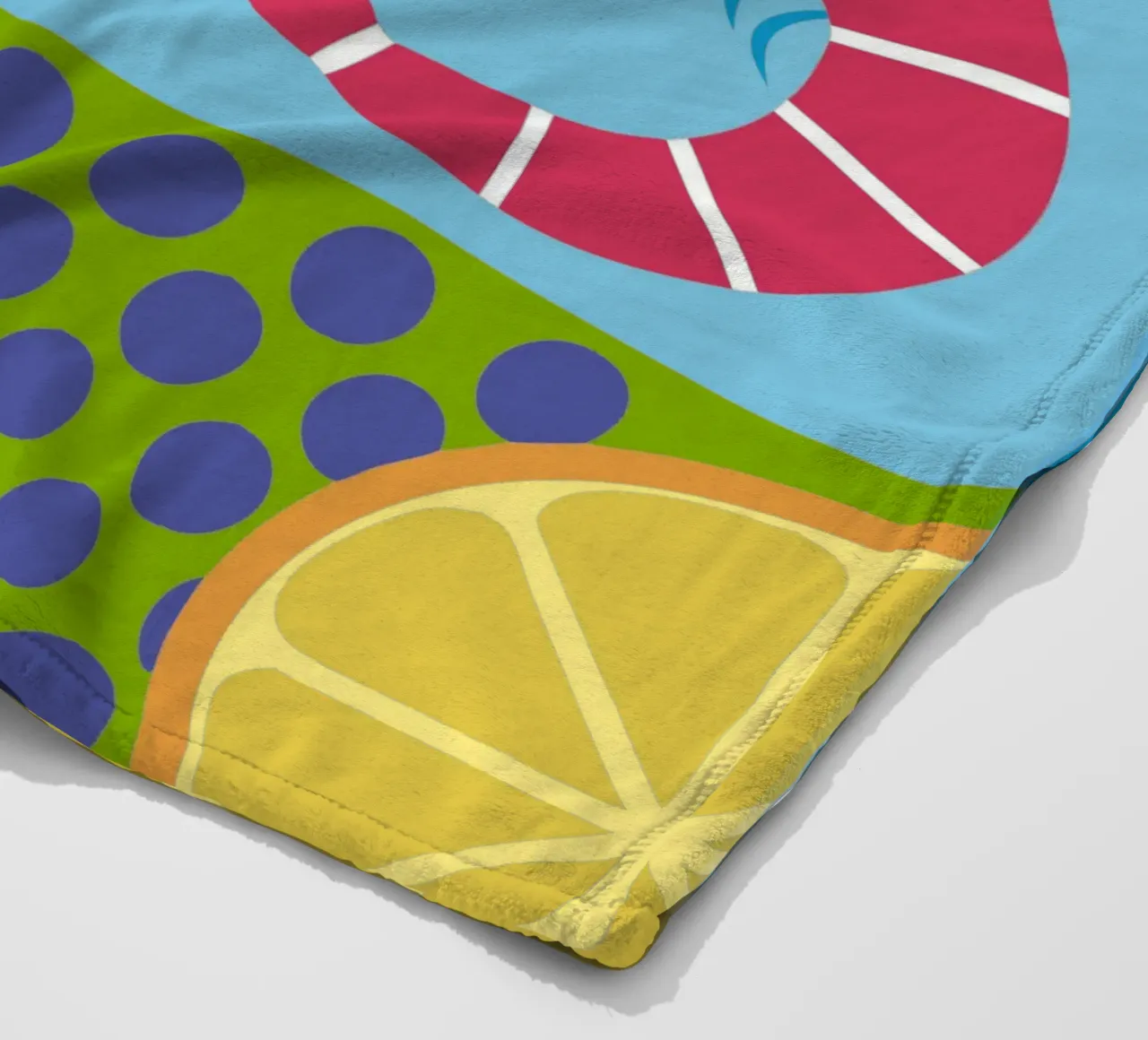 Gamberi al limone Uva coperta in pile da LOOK DIFFERENT