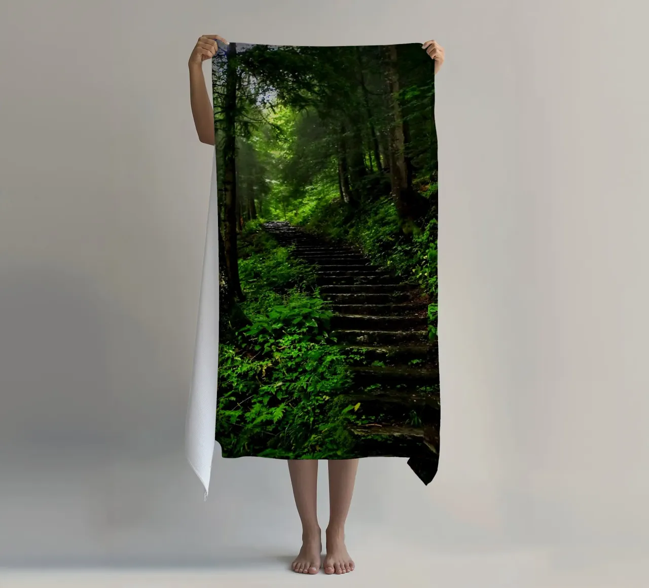 Forest #02: The Ascent - A Mossy Stairway telo mare da zenitt