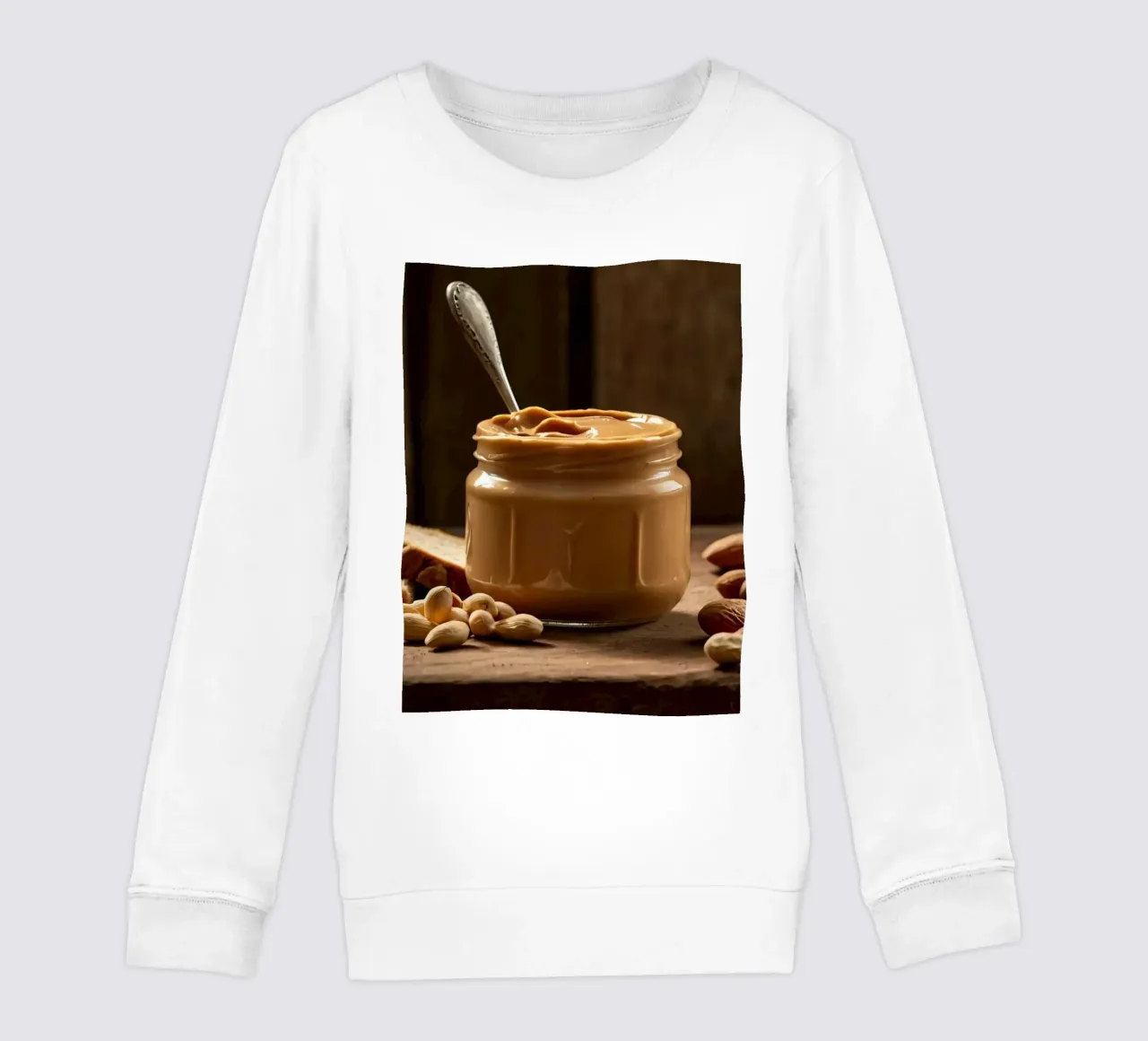 Leckere cremige Erdnussbutter im Glas mit geschnittenem Brot Kinder Sweatshirt von DesignDoodle