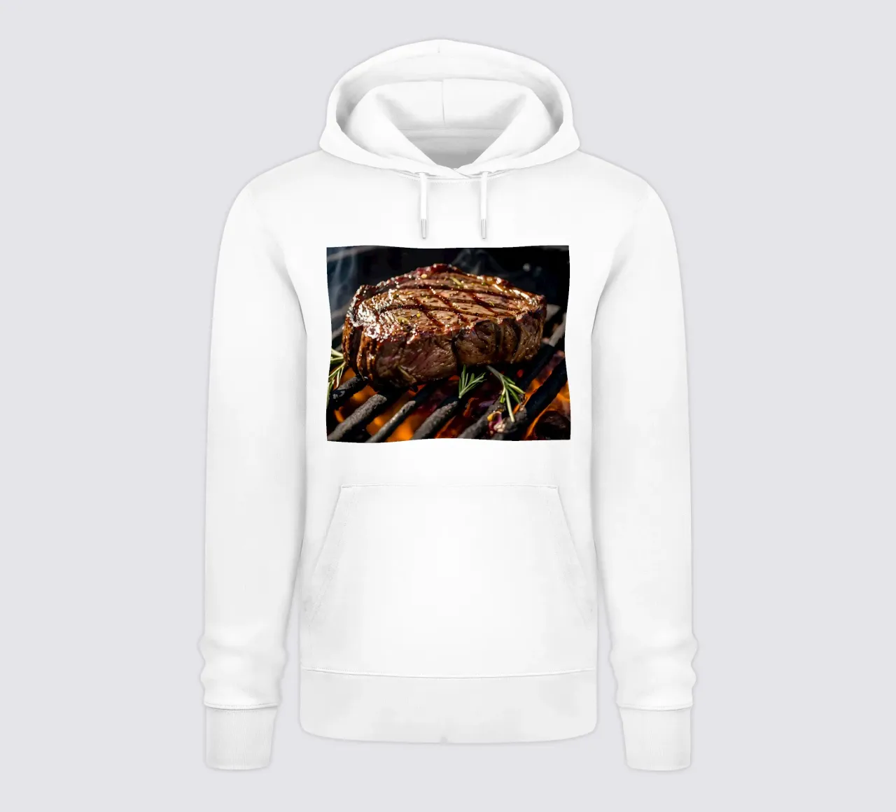 Jugoso filete asándose en una barbacoa al aire libre sudadera con capucha de DesignDoodle
