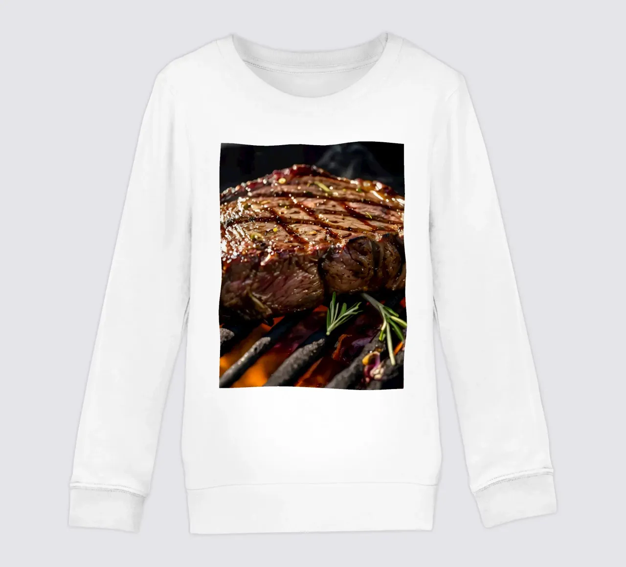 Jugoso filete asándose en una barbacoa al aire libre sudadera para niño de DesignDoodle
