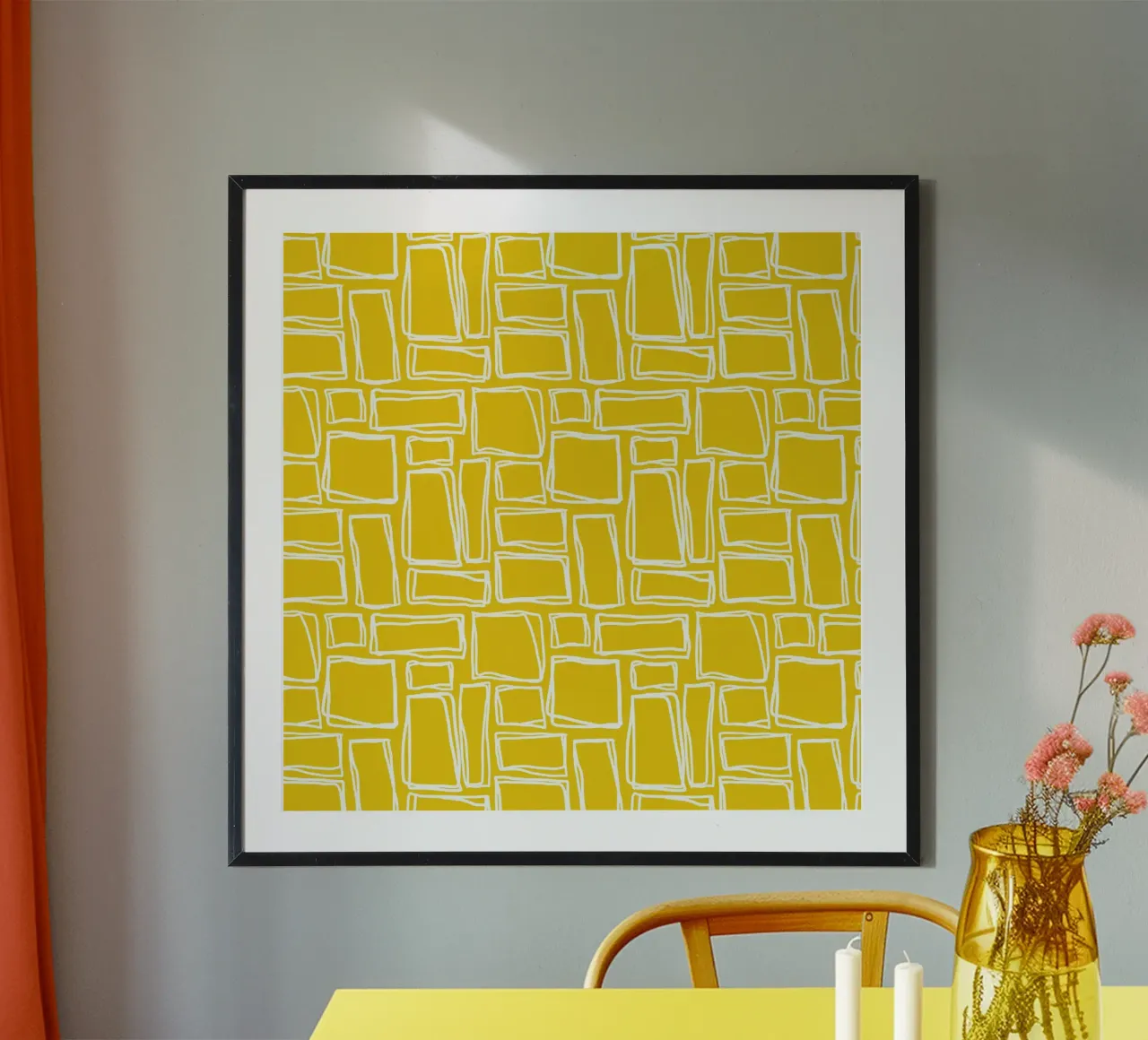 Quadrati Doodle in senape dorata poster con telaio in legno da Happy Littles