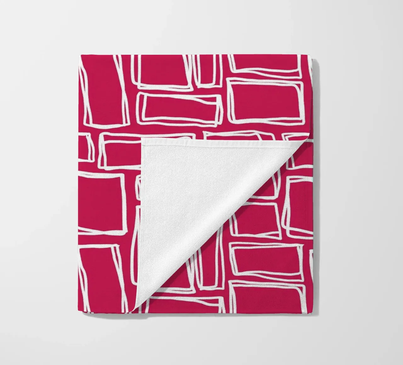 Quadrati Doodle in rosso scarlatto telo mare da Happy Littles