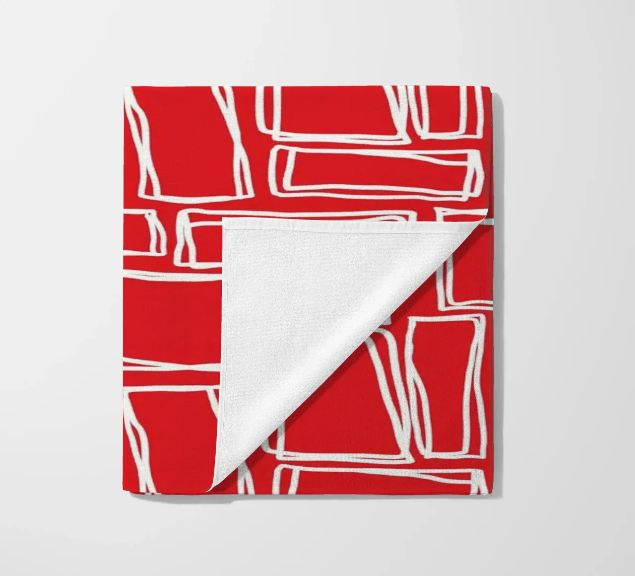 Quadrati Doodle in rosso ciliegia telo mare da Happy Littles