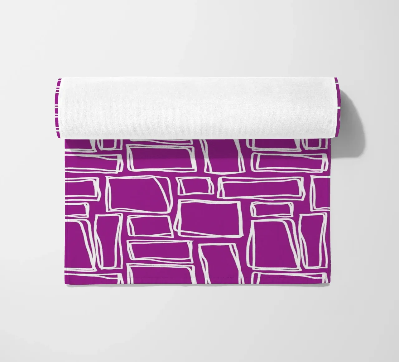 Quadrati Doodle in viola magenta telo mare da Happy Littles