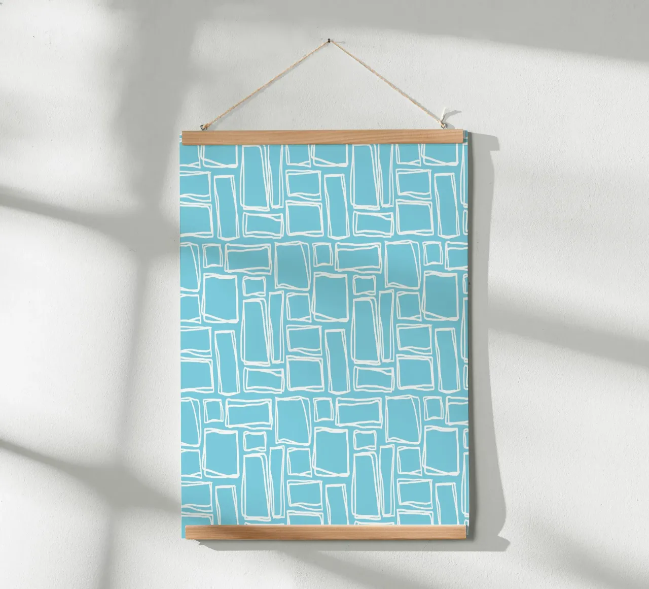Quadrati Doodle in blu cielo poster con telaio in plastica da Happy Littles