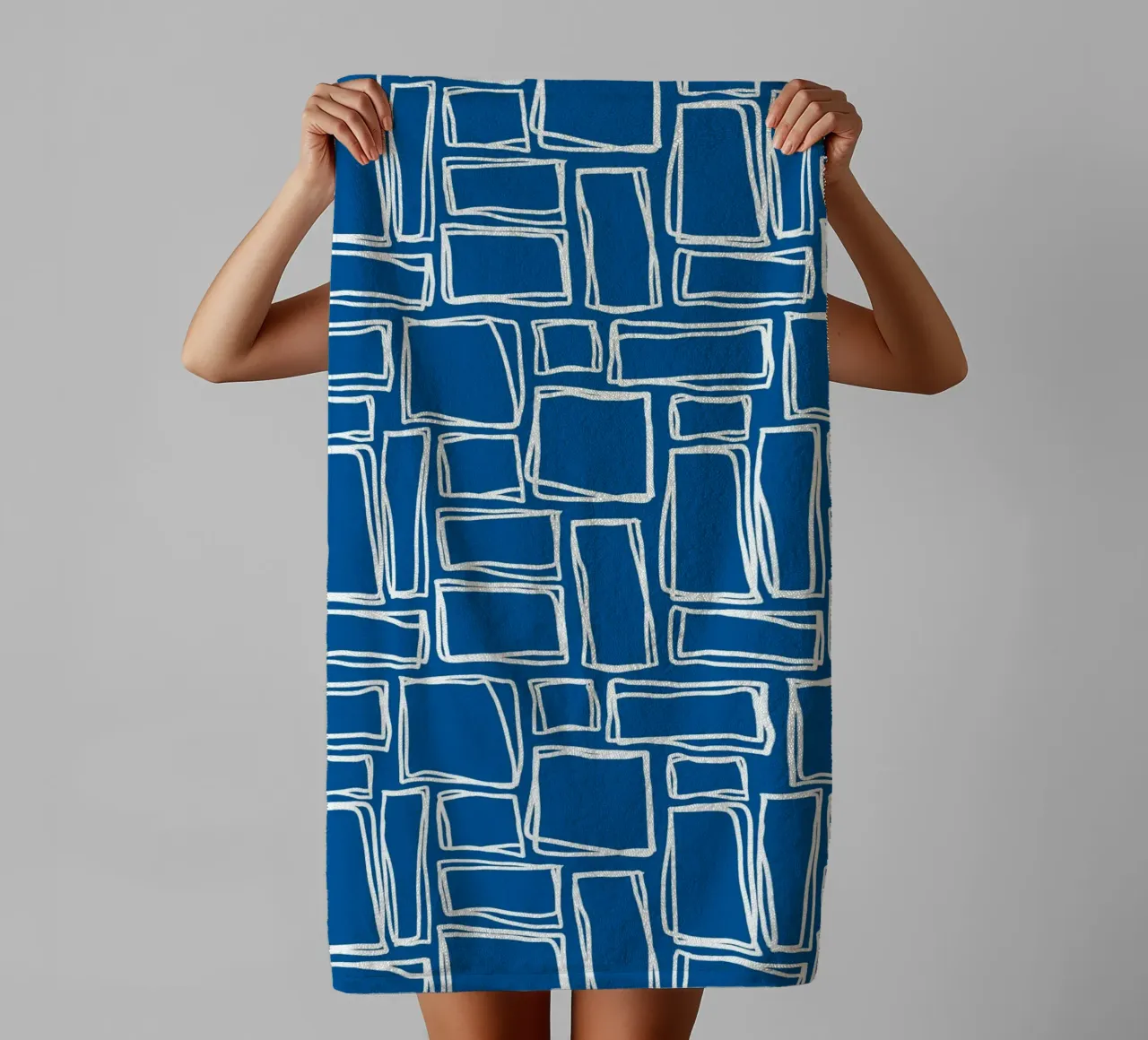Doodle Squares in Koningsblauw badhanddoek van Happy Littles