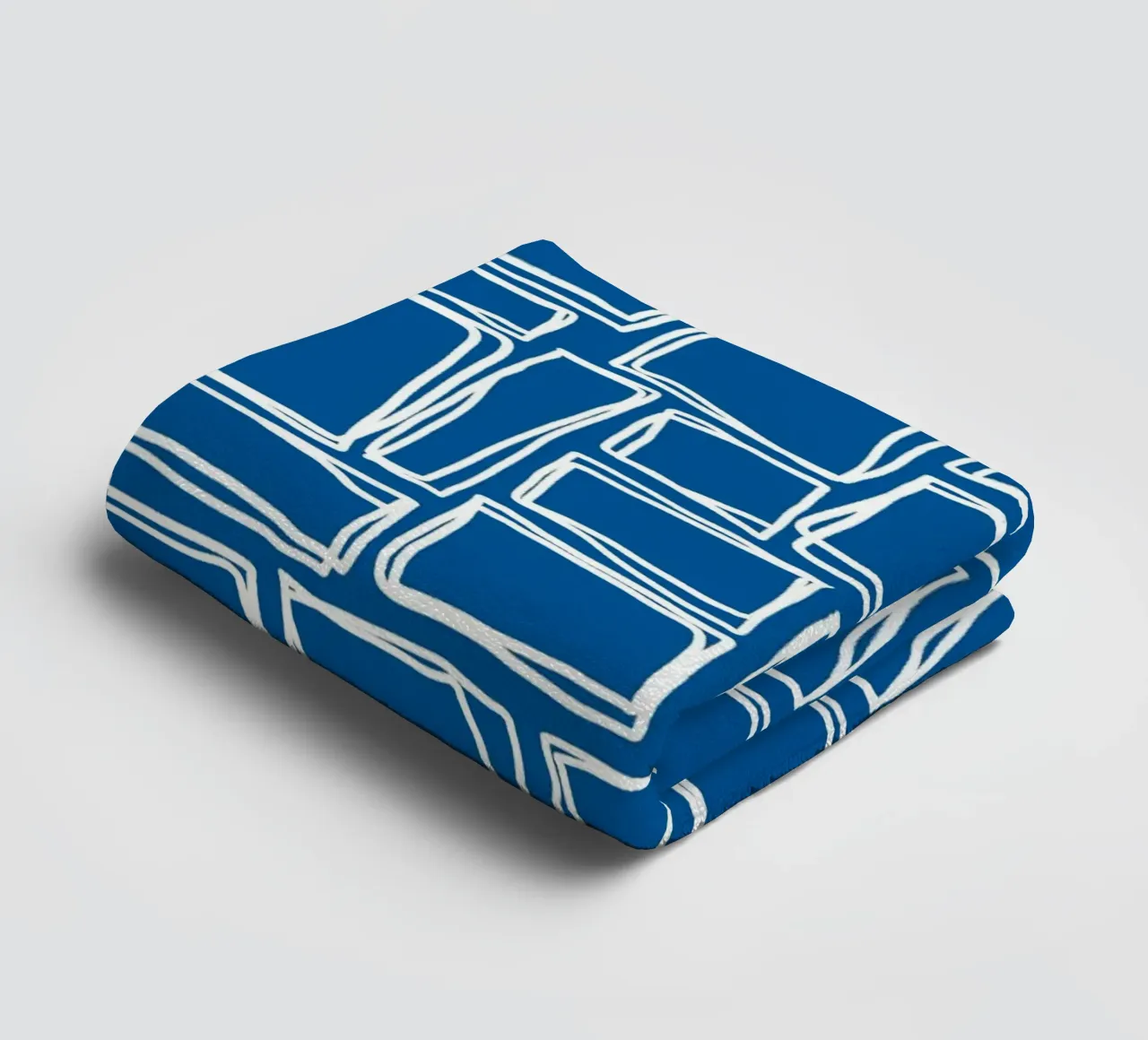Doodle Squares in Koningsblauw badhanddoek van Happy Littles