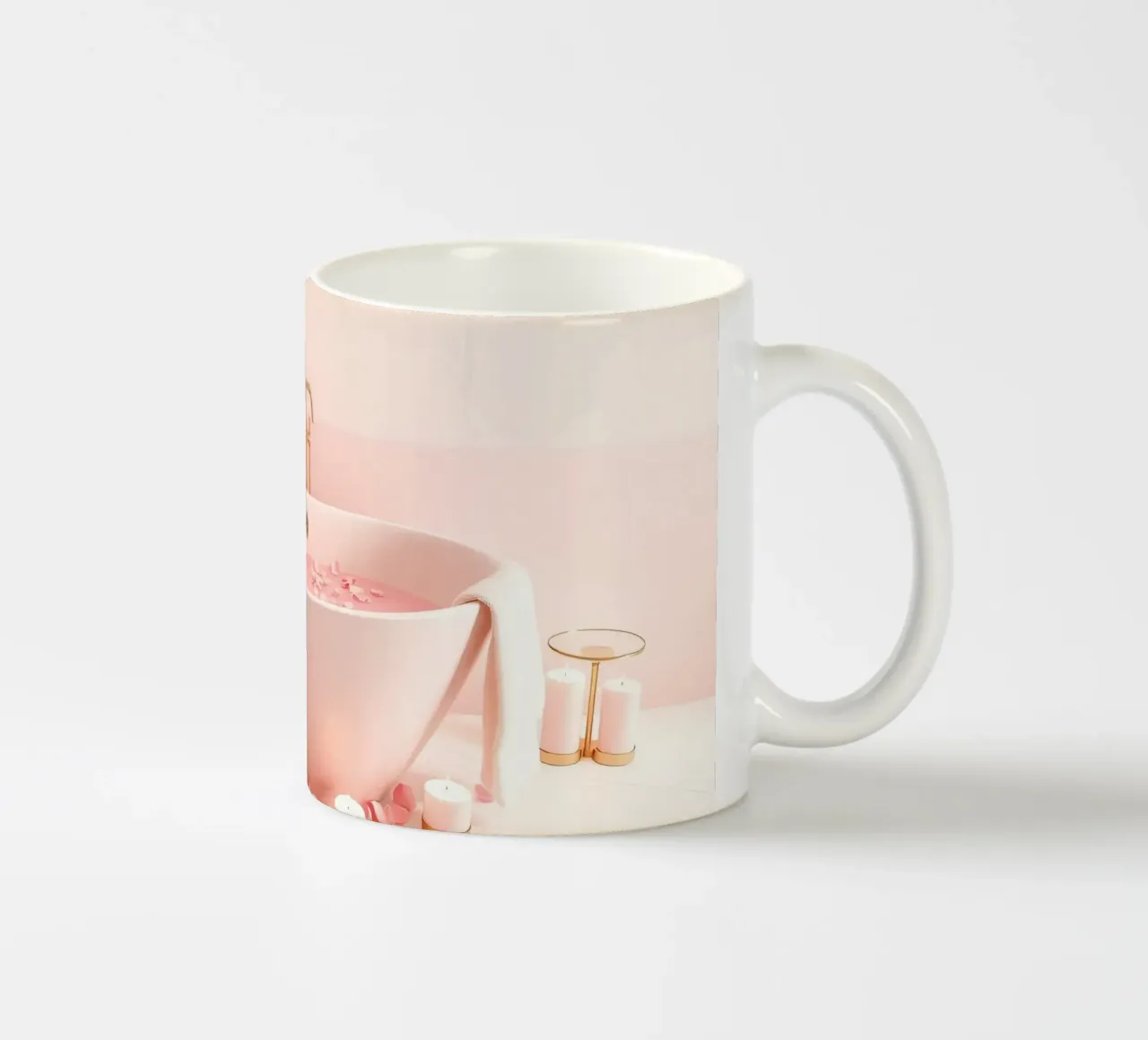 Een ontspannend bad versierd met roze rozen en kaarsen keramische mok van DesignDoodle