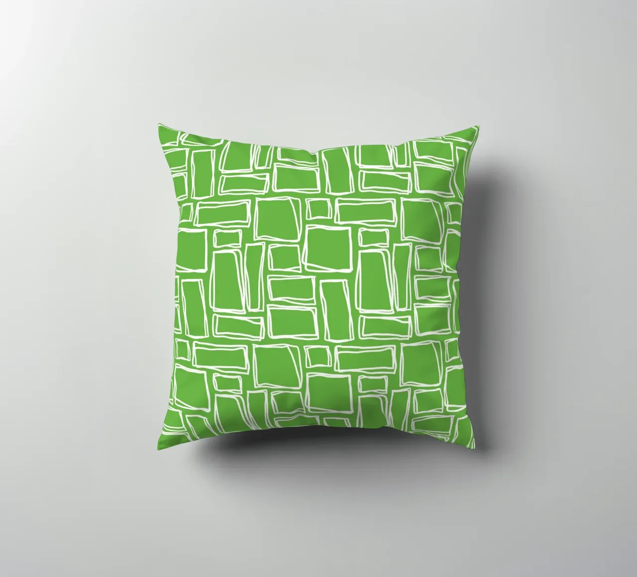 Quadrati Doodle in verde fresco cuscino da Happy Littles