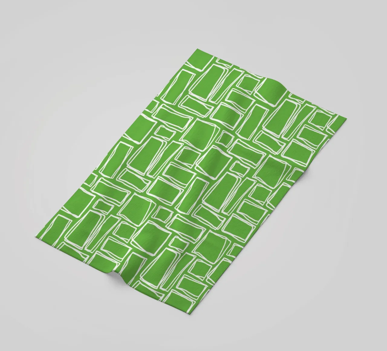 Quadrati Doodle in verde fresco telo mare da Happy Littles