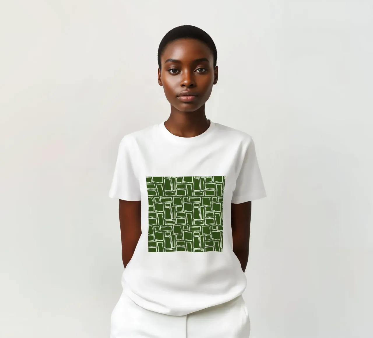 Doodle-Quadrate in Moosgrün T-Shirt von Happy Littles
